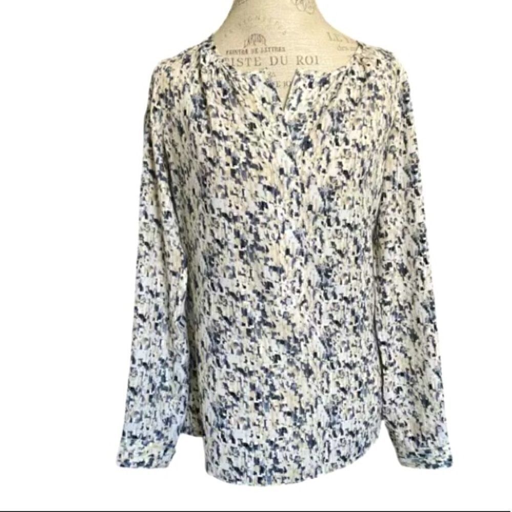 CAbi Shattered Button Blouse Style 3094 Gray Black Tan XSWomens Flowy